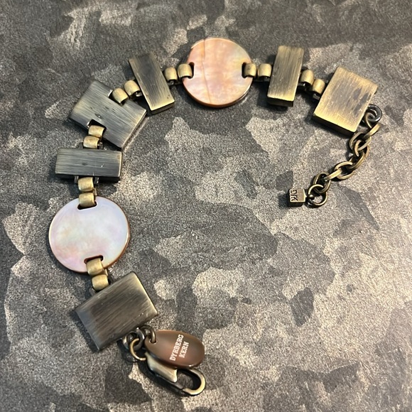 Dyrberg Kern MOP Mother of Pearl Brutalist Artisan Panel Link Bracelet Brushed - Picture 9 of 10